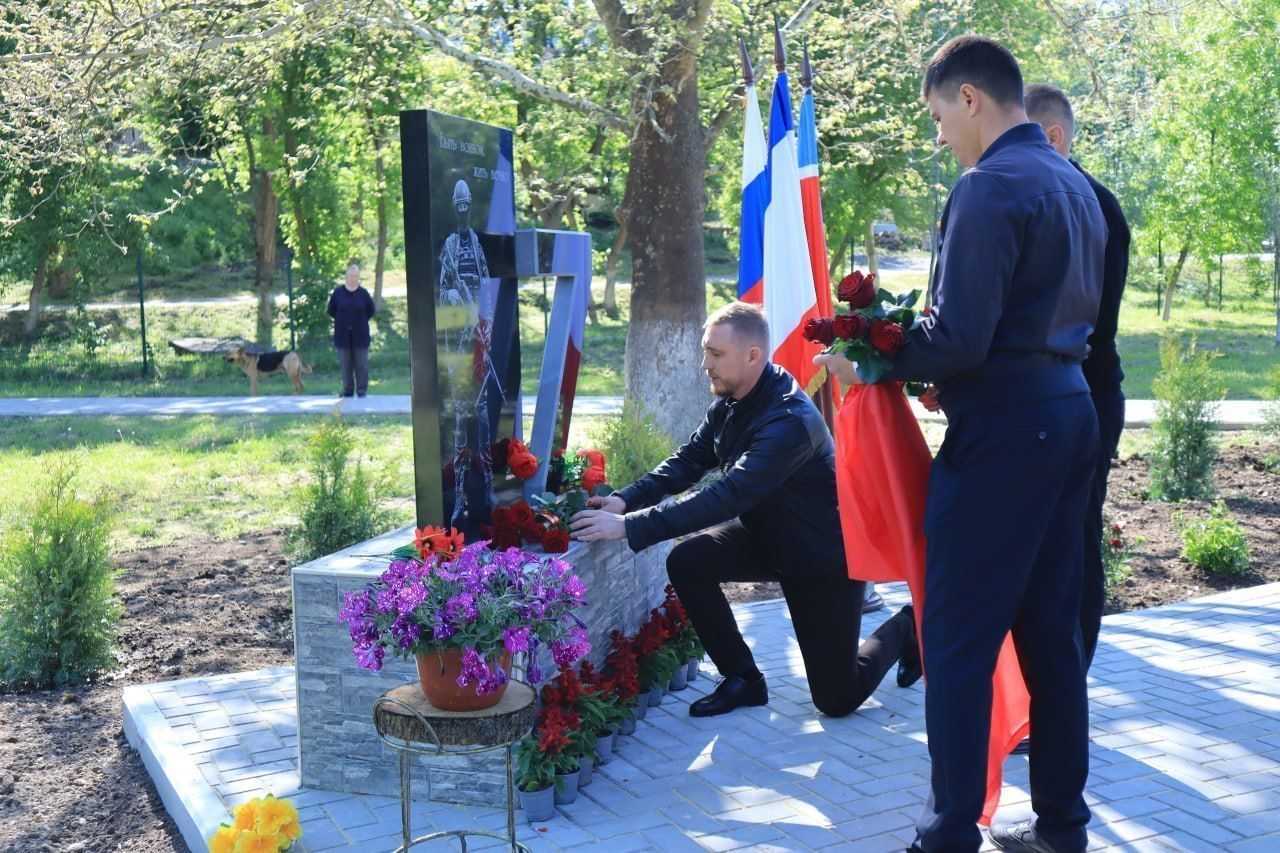Сквер Памяти в честь героев СВО открыли в Белогорском районе Крыма