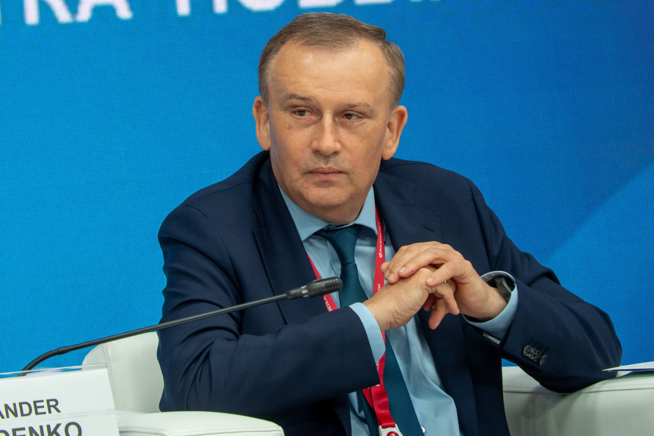 Стало известно, что подарил Александр Дрозденко Петербургу в День города 