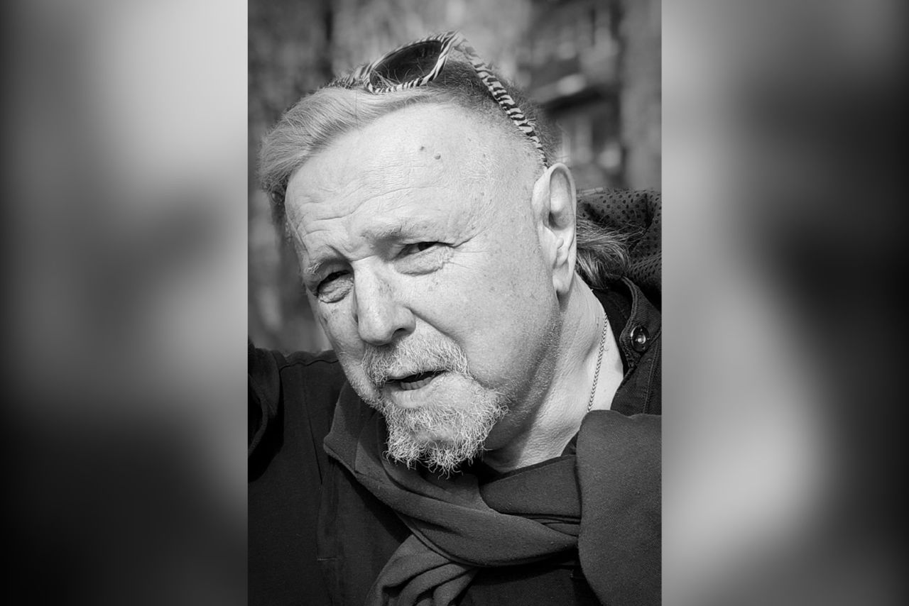 Поэта Андрея Полонского похоронят на Волковском кладбище в Петербурге