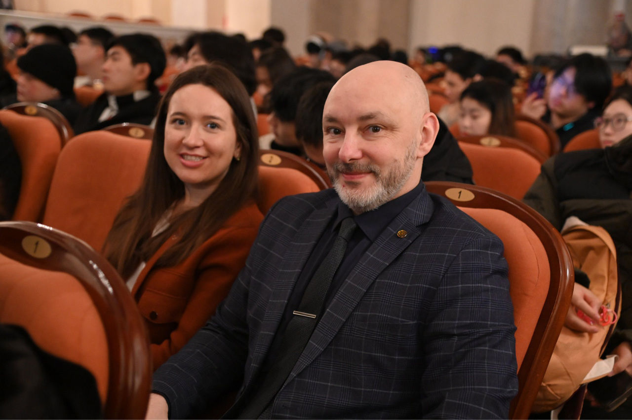 «Интерес к спорту растет»: в Петербурге прошел эфир «Радиоклуба на Карповке» в преддверии Дня физкультурника