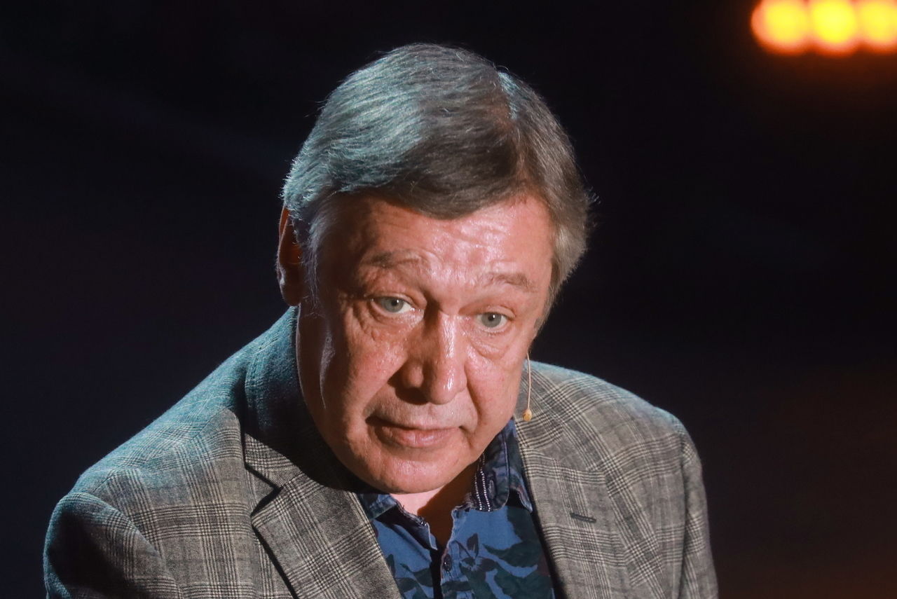 Михаил Ефремов возвращается на сцену