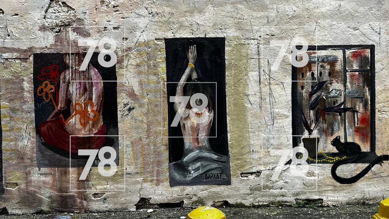 Фото: во дворе на улице Репина открылась картинная галерея