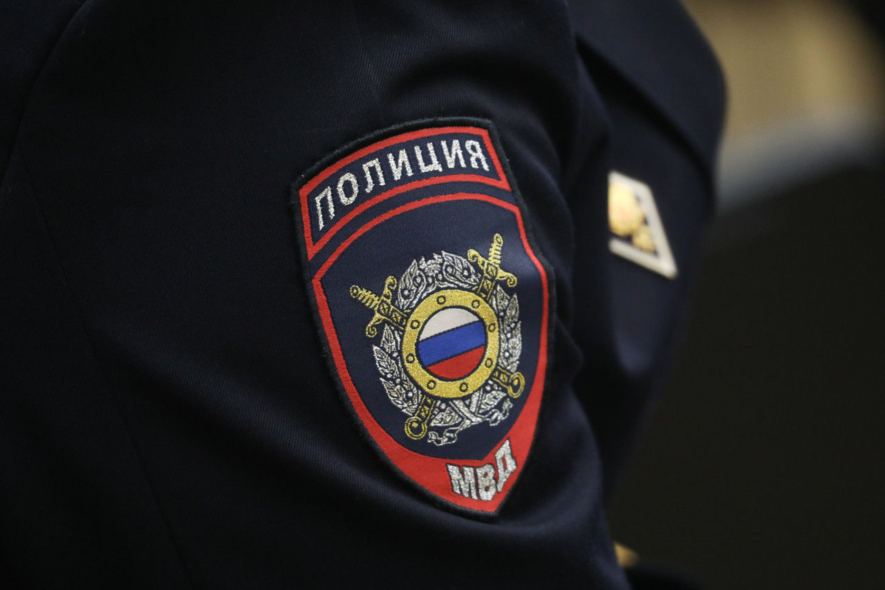 Сотрудника пансиона Минобороны обвинили в надругательстве над ученицей