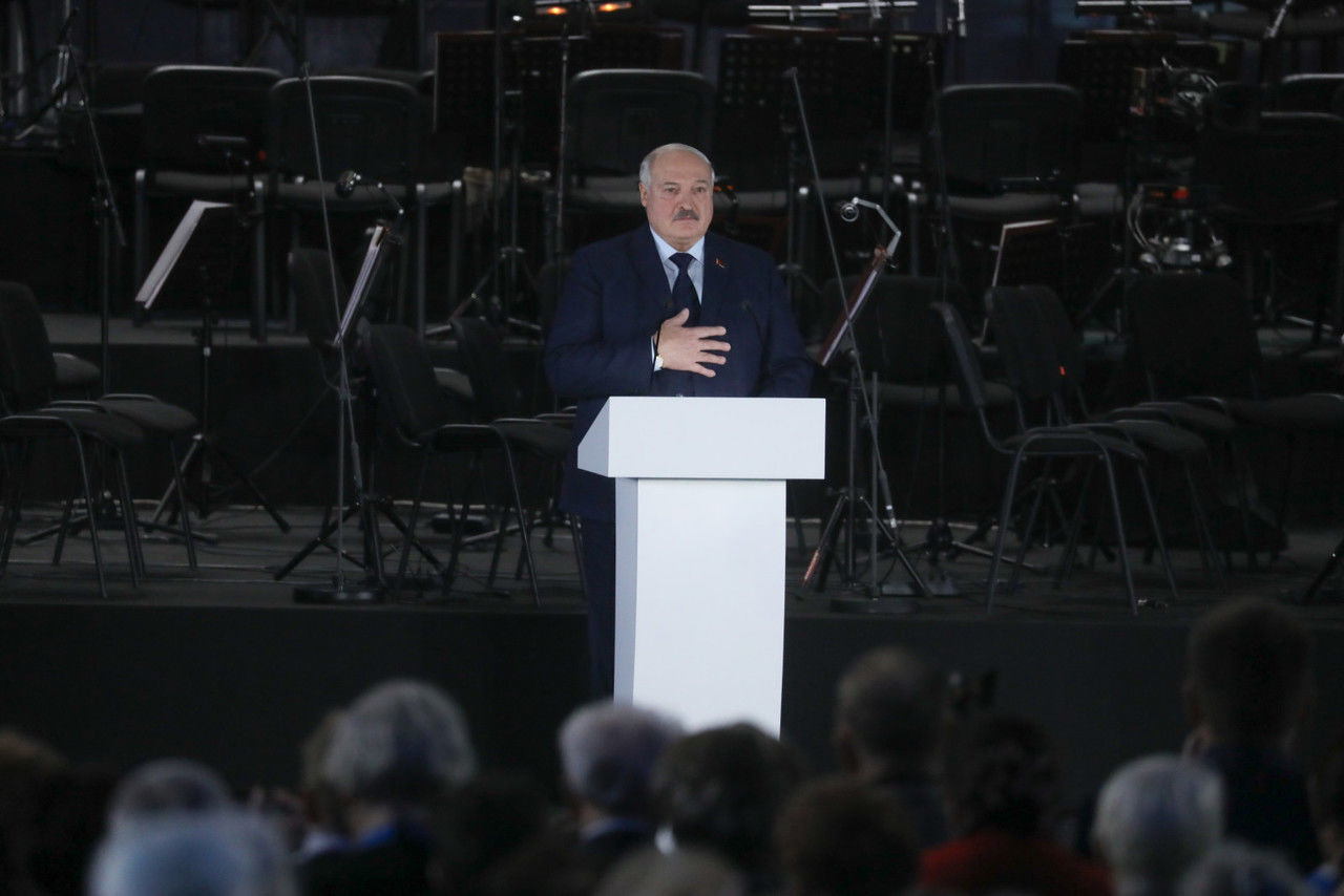 Лукашенко высказался о «мове» и русском языке