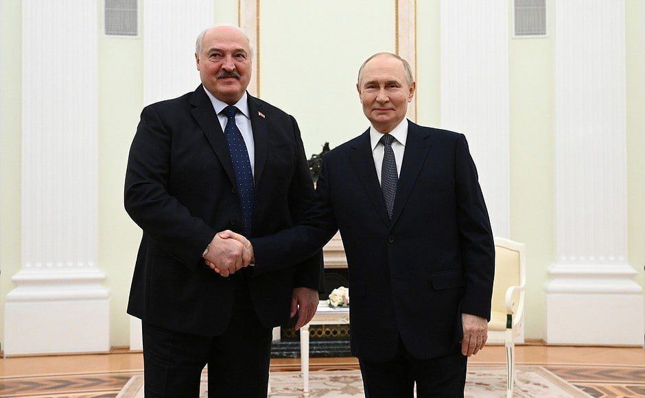 «Ответ прилетит мгновенно»: Александр Лукашенко пригрозил ответом на атаки НАТО по российским самолетам
