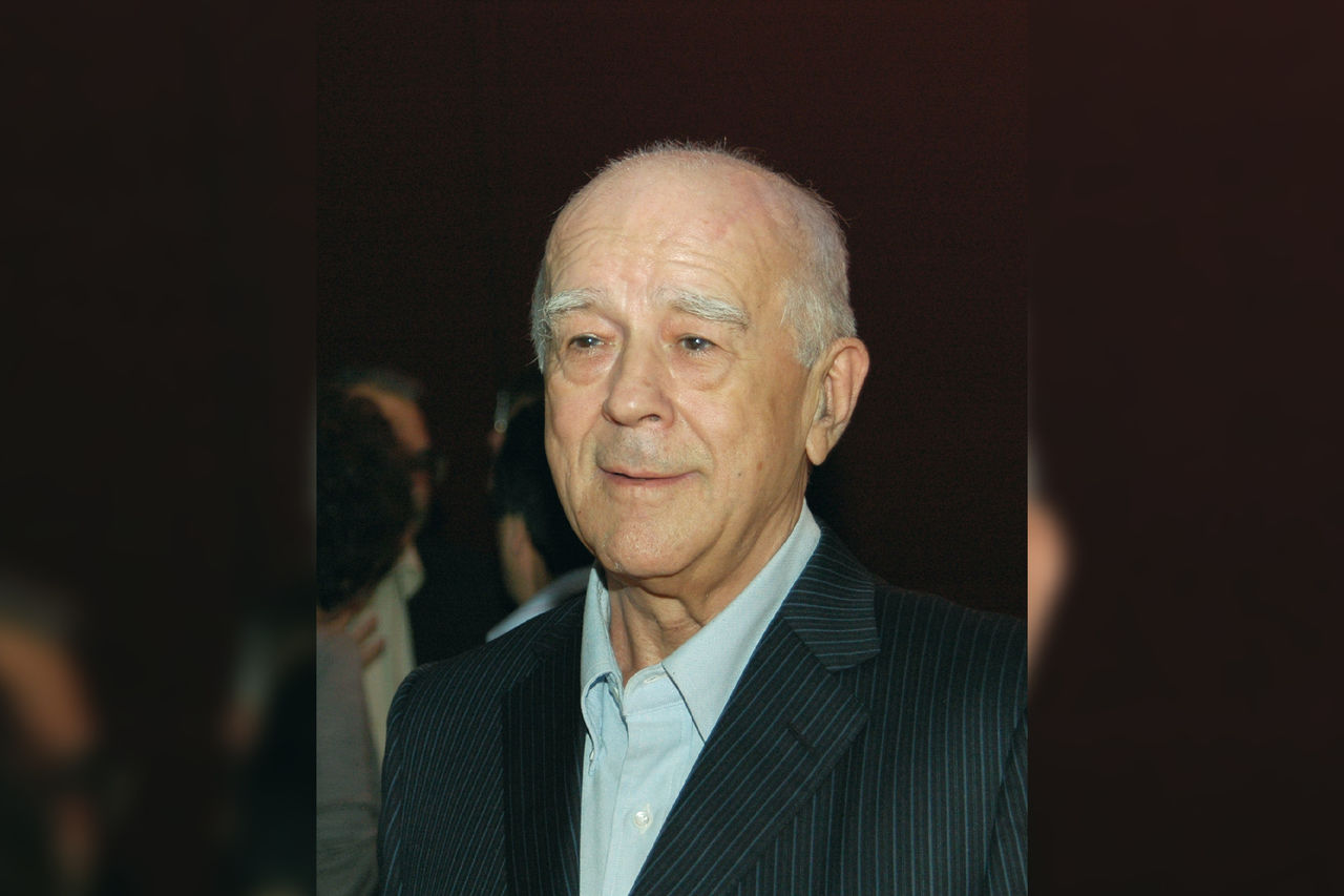 Умер экс-главред журнала «Огонек» Виталий Коротич