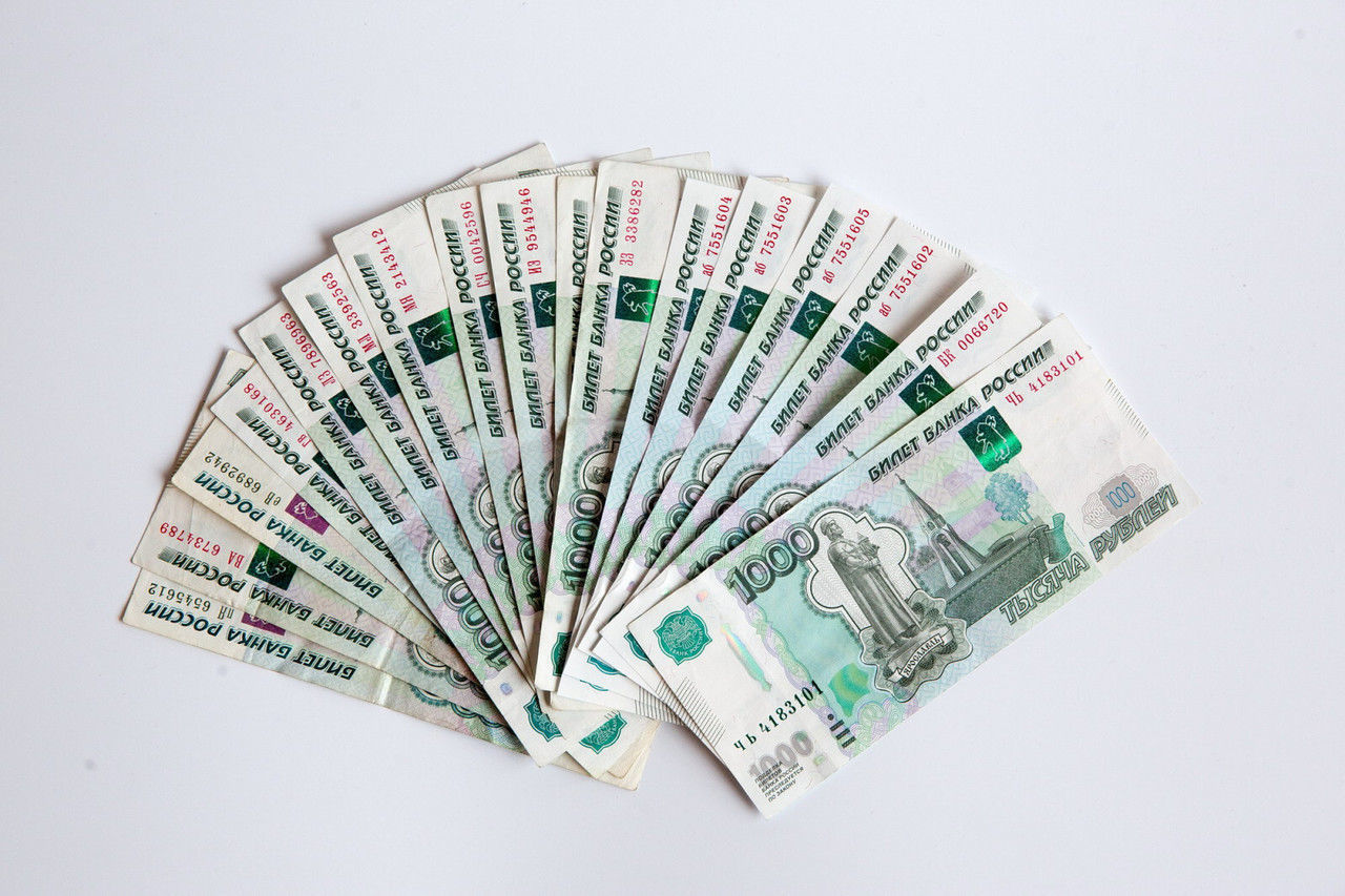 Юрист Кофанов объяснил, как поступать, если работодатель отказывается индексировать зарплату