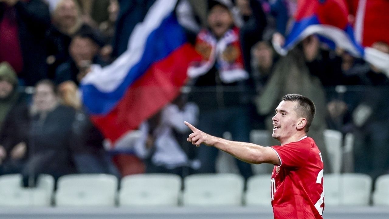 Сборная России по футболу выиграла у команды Ирана