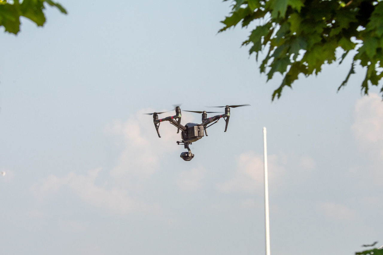 Минобороны РФ: операторы FPV-дронов уничтожили САУ M109 и гаубицу M198 ВСУ