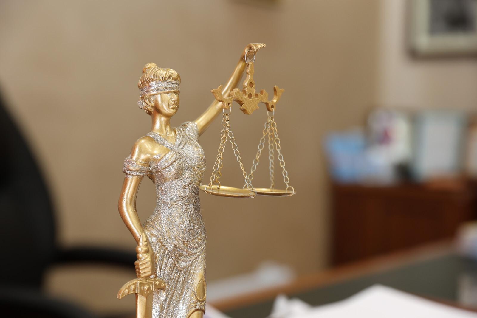 Суд отказался взыскать средства по иску бывшего губернатора Челябинска к Малахову