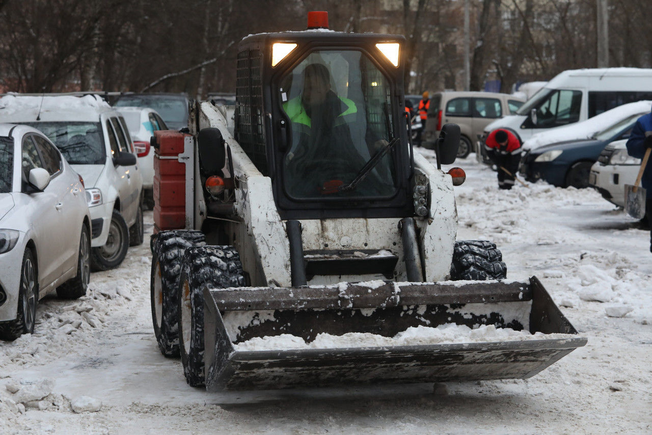 Хендай на выборгском шоссе