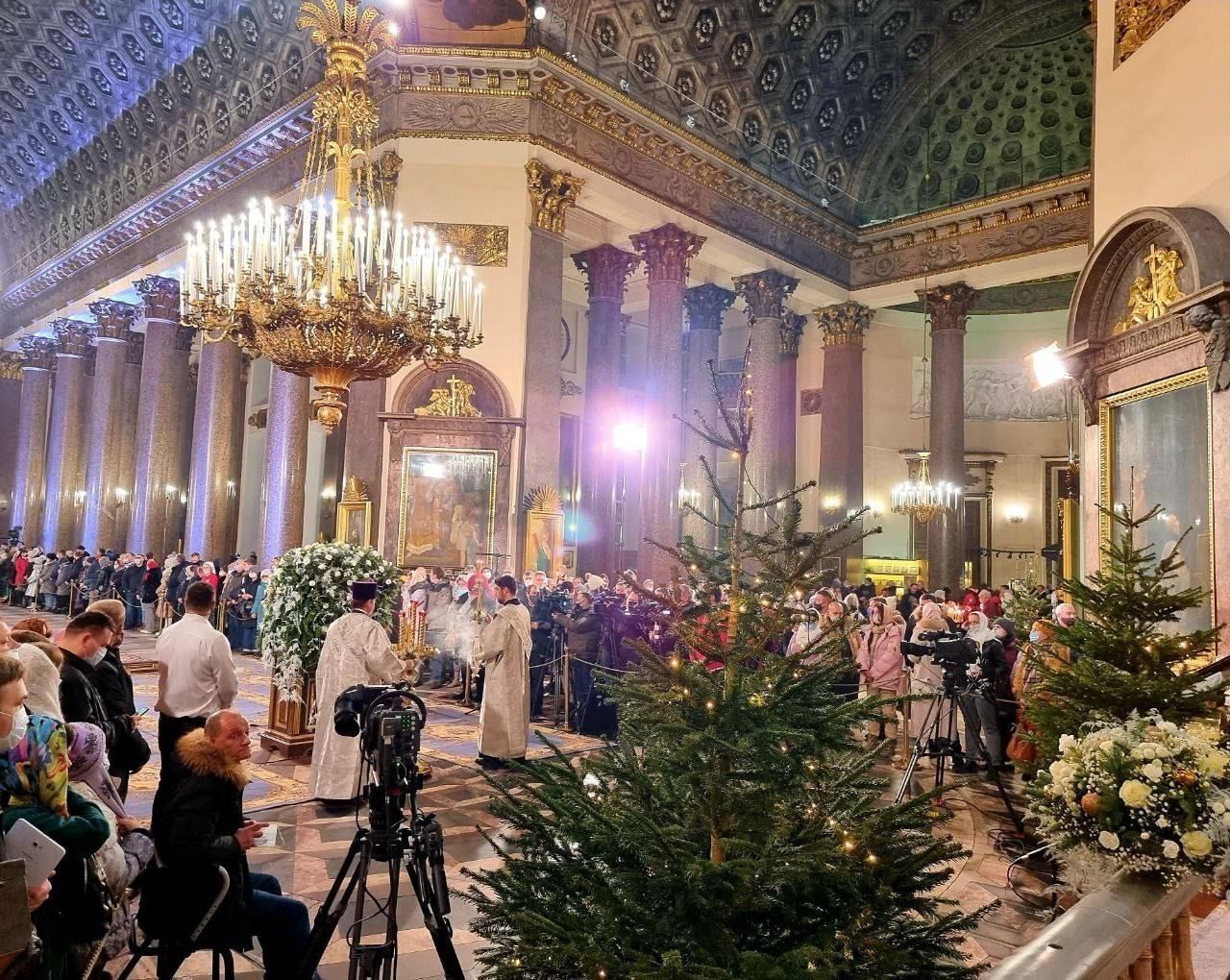 Казанский собор в рождество
