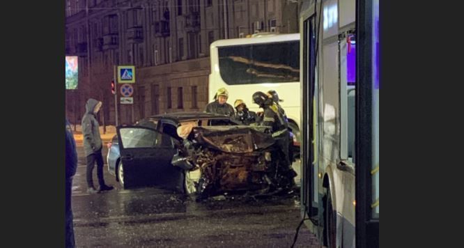 В ДТП с троллейбусом на Московском проспекте пострадала школьница