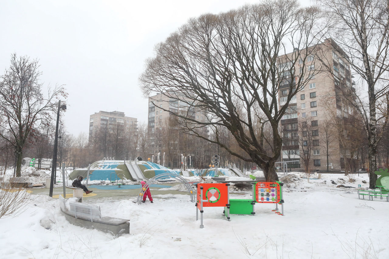 где находится заневский парк в спб