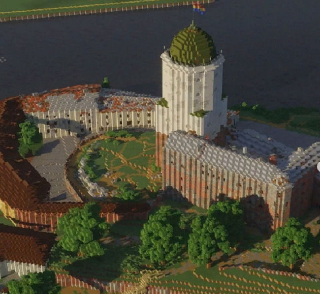 В Minecraft воссоздали копию замка леди Димитреску из Resident Evil Village