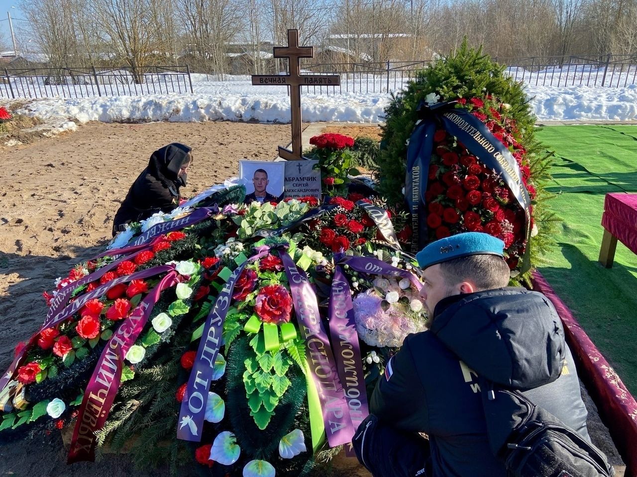 Могилы погибших на Украине