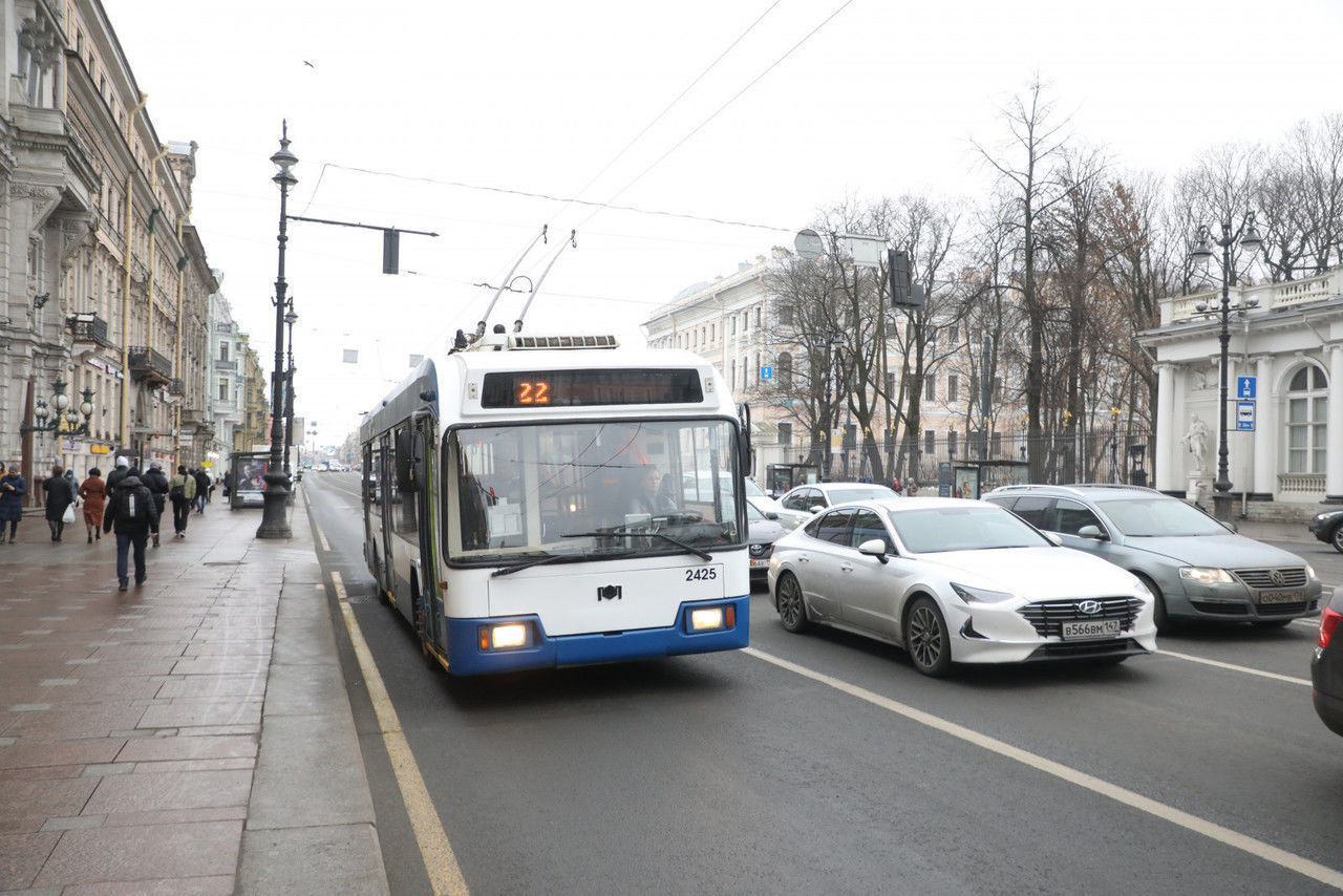 В Смольном напомнили, что оплата проезда переводом на карту незаконна