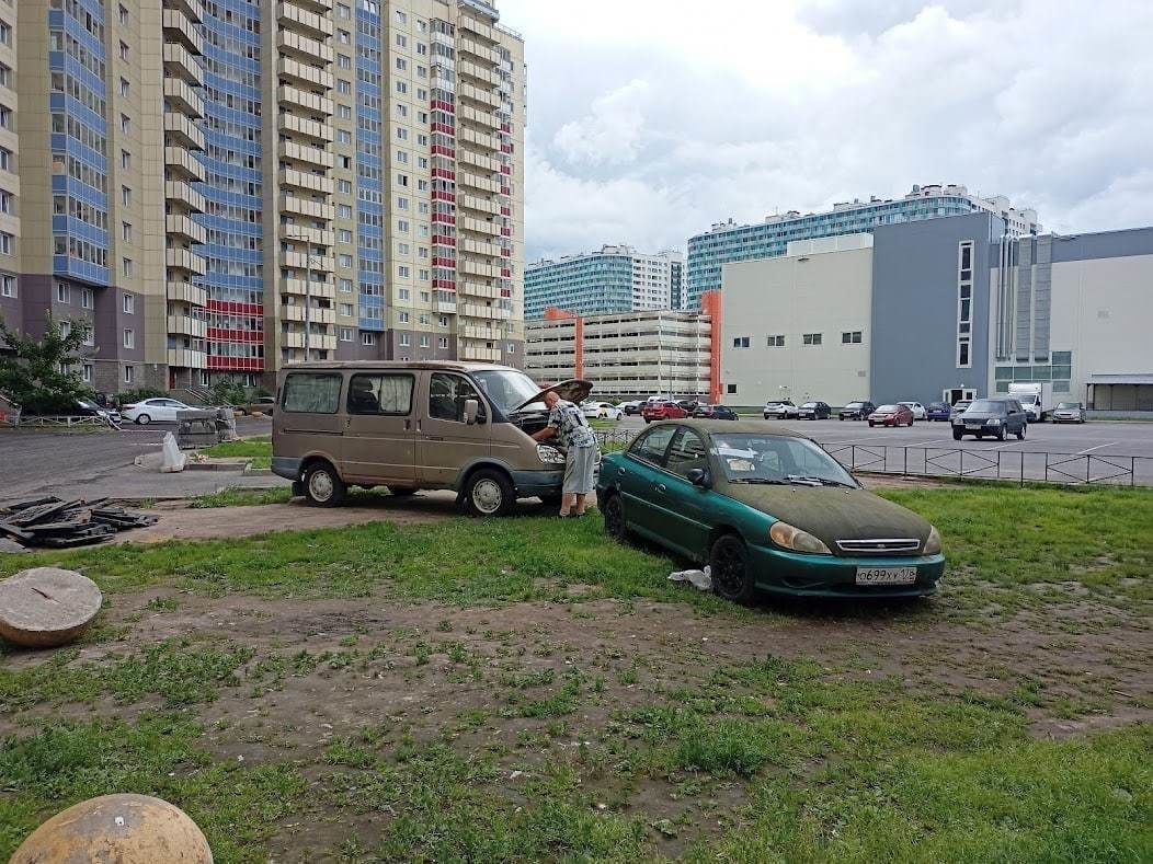 Что делать, если машину перетащили на другое место без помощи эвакуатора