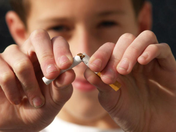 Диетолог Фаднес: курение и обилие полуфабрикатов в рационе повышает риск ранней смерти