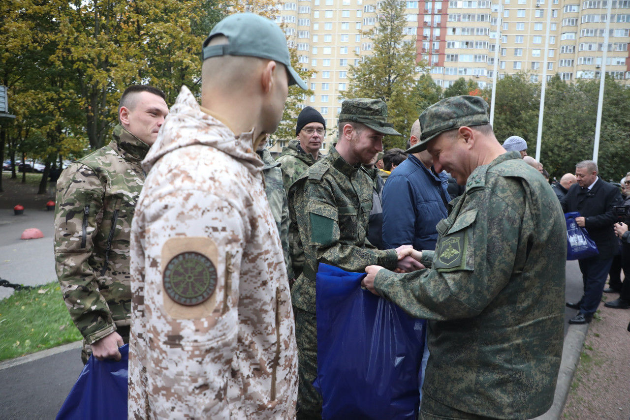 Главное за день в Петербурге 13 октября: новые иски от мобилизованных,  спрос на туризм и погода на выходные