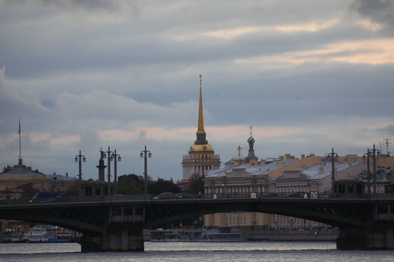 Биржевой мост в санкт петербурге фото