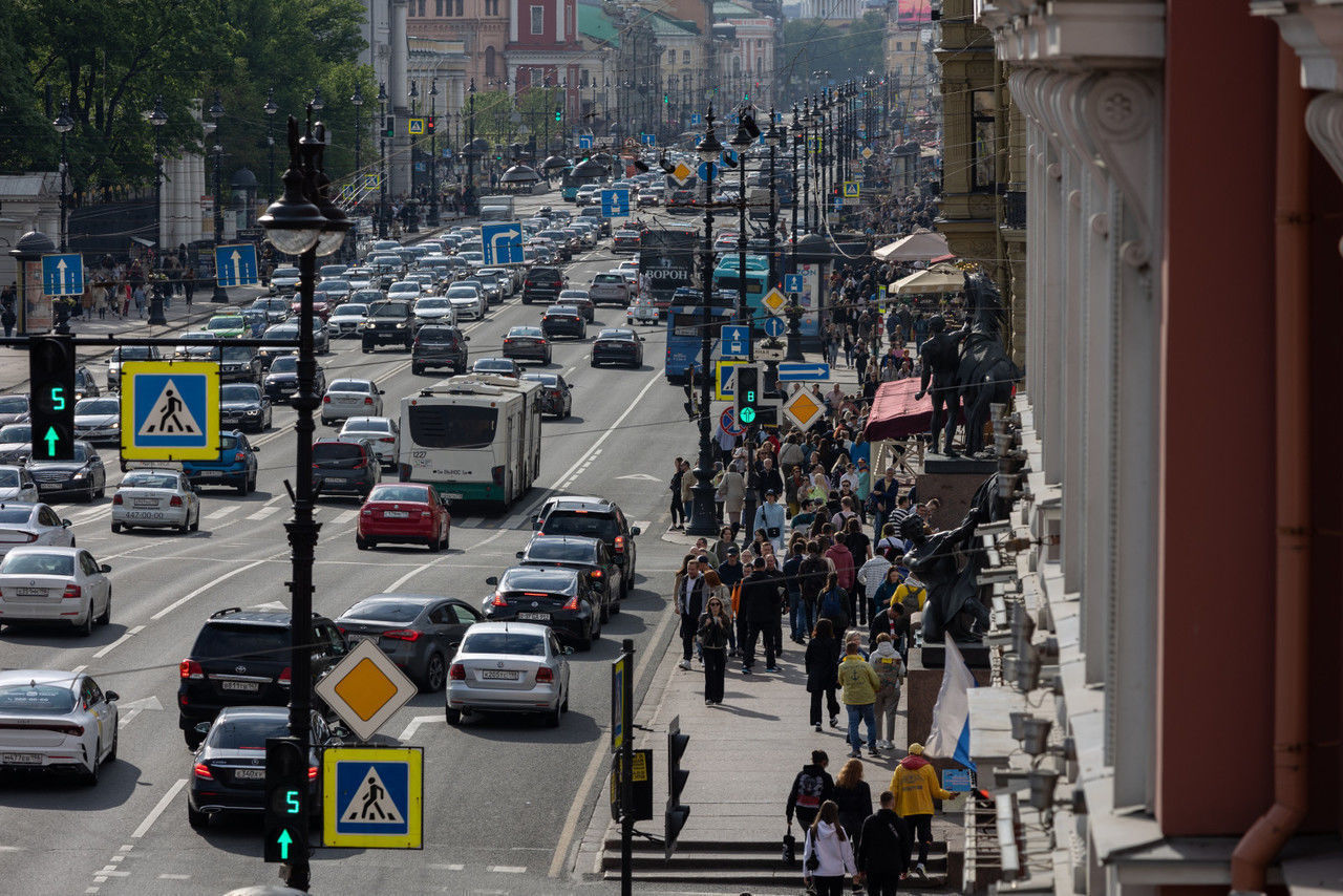 Авторынок Петербурга подрос на треть в ноябре