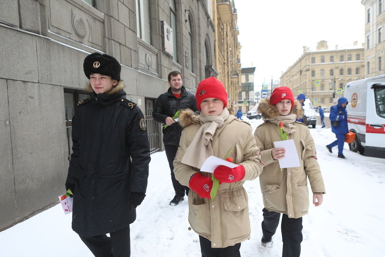 8 марта санкт петербург