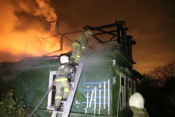 Мы входили не в один горящий дом