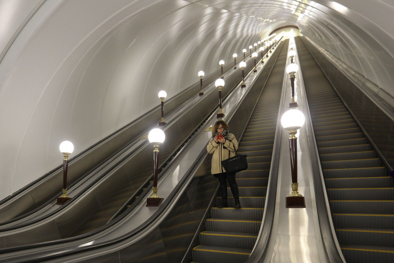 Фото Станция метро Парнас, Парнасская (Публ. 02/12/ ) — Канонер