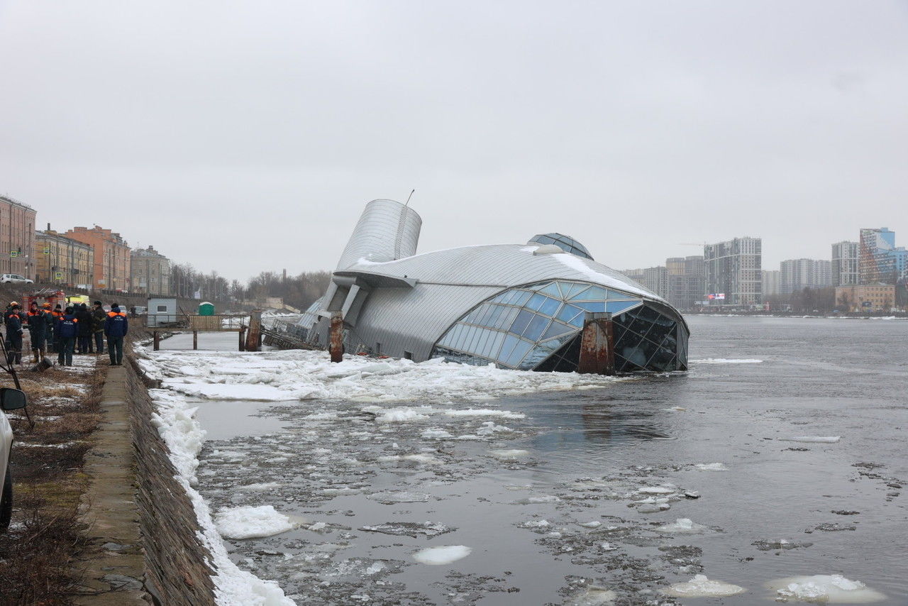 Мебель на обуховской обороне