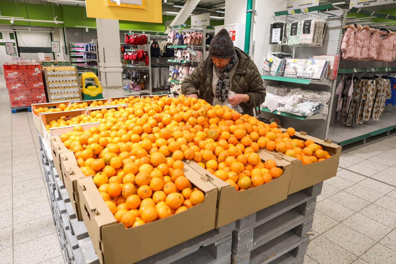 Петербуржцам рассказали, какие продукты только усиливают чувство голода