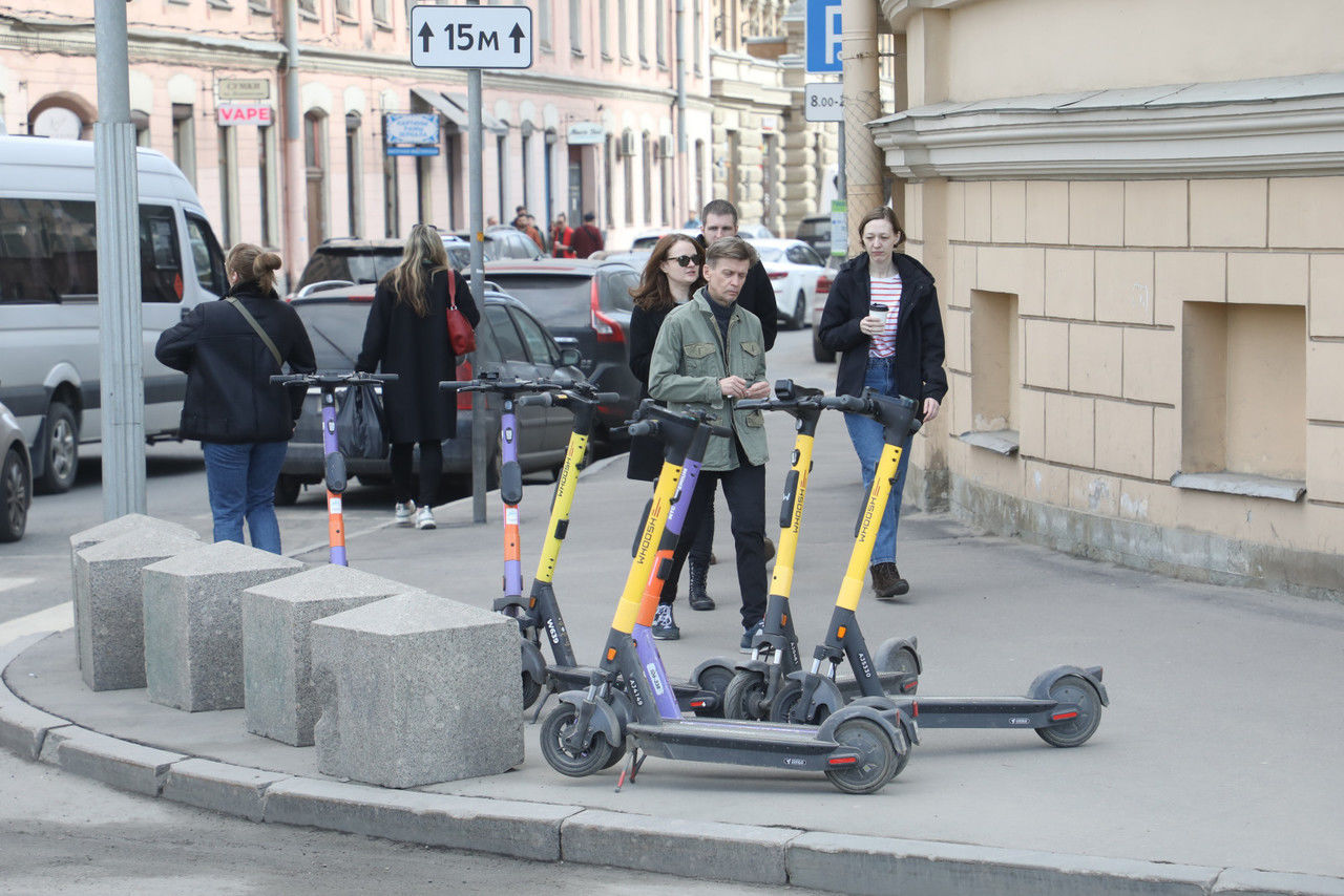 В Санкт-Петербурге у самокатов Whoosh произошел массовый сбой