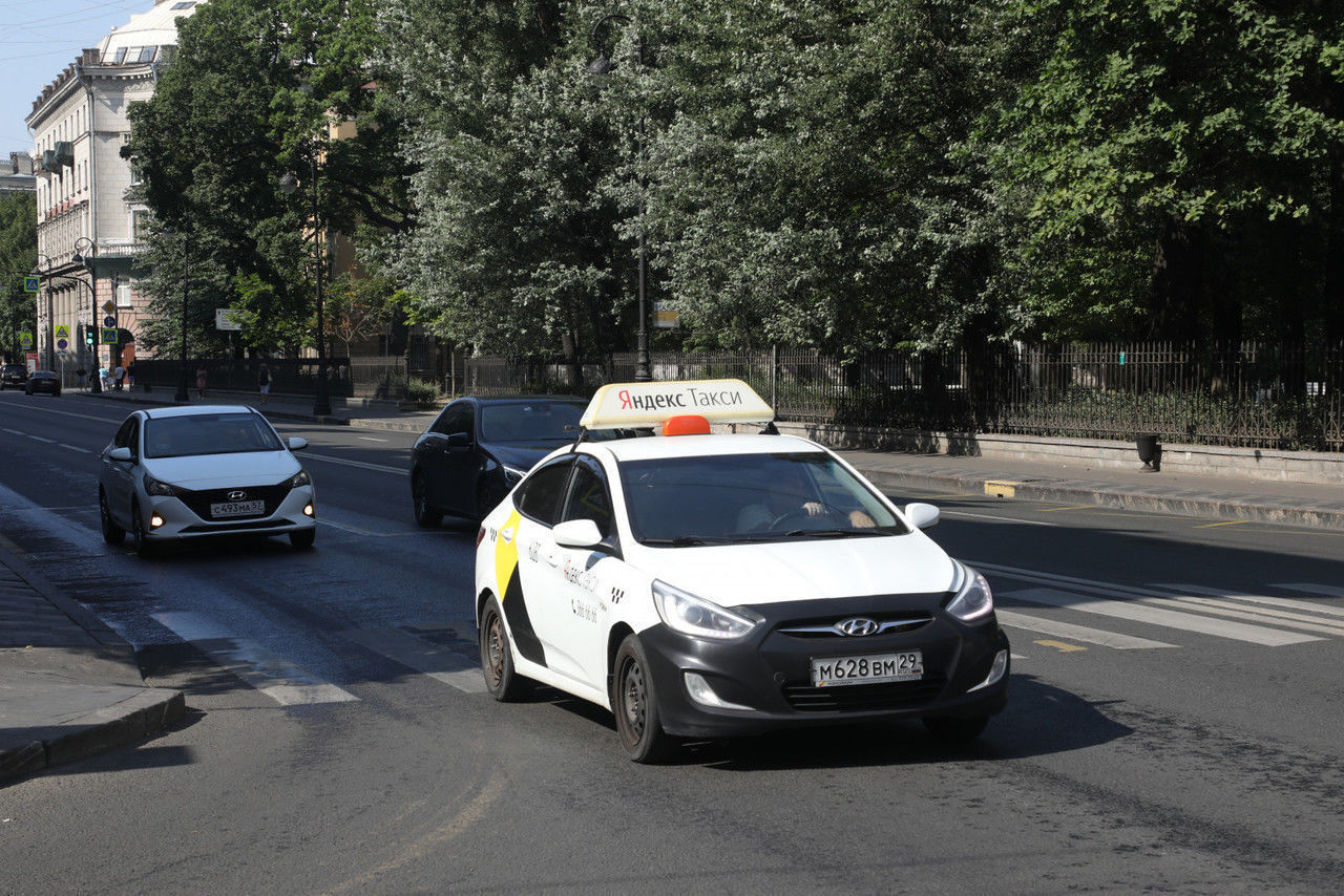 Такси в Петербурге обелят