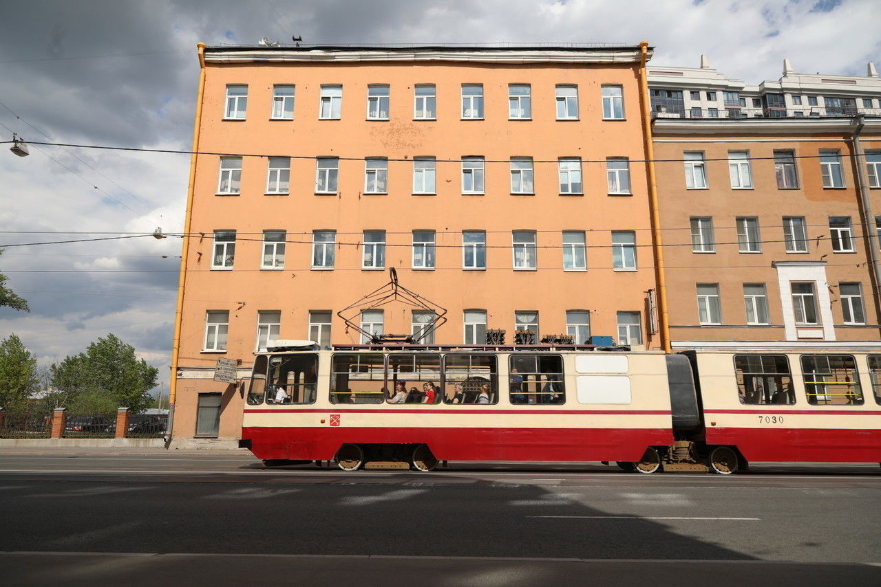 В Петербурге только за один год более 80 трамваев оснастили автопилотом с  искусственным интеллектом