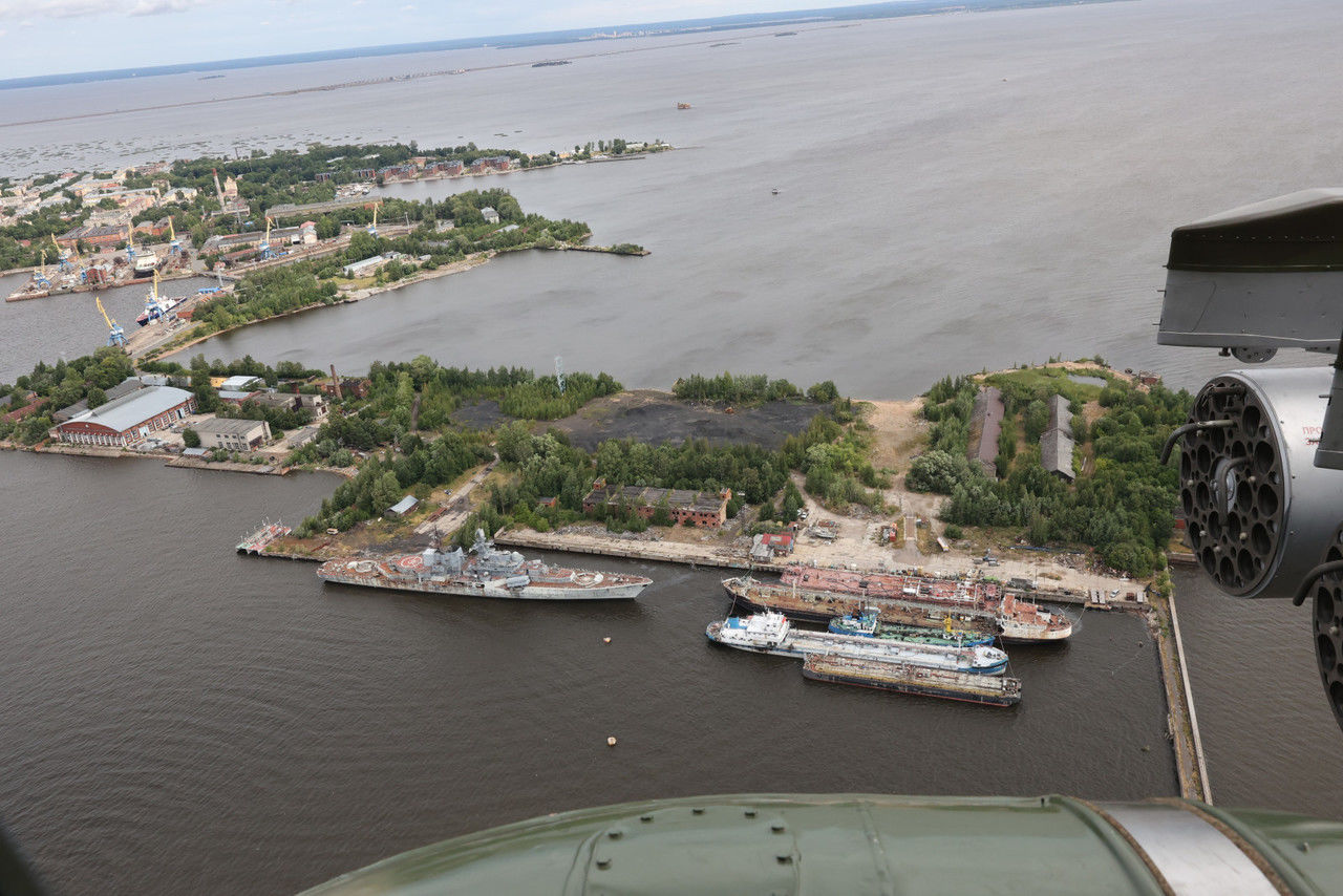 Катамаран до кронштадта из санкт петербурга. Катамаран Форт Кроншлот.