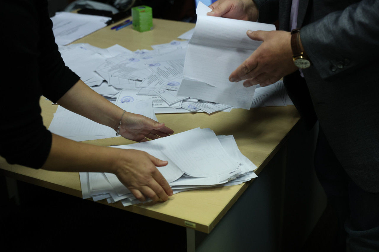 Новости сегодня явка на выборы. Выборы в Гатчине участок 390 2021. Явка на выборы президента 2018 Крым.