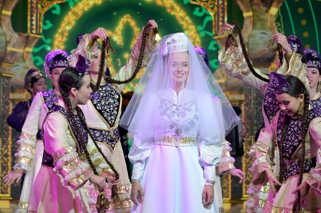 На Международной выставке «Россия» состоялась свадьба в татарских традициях