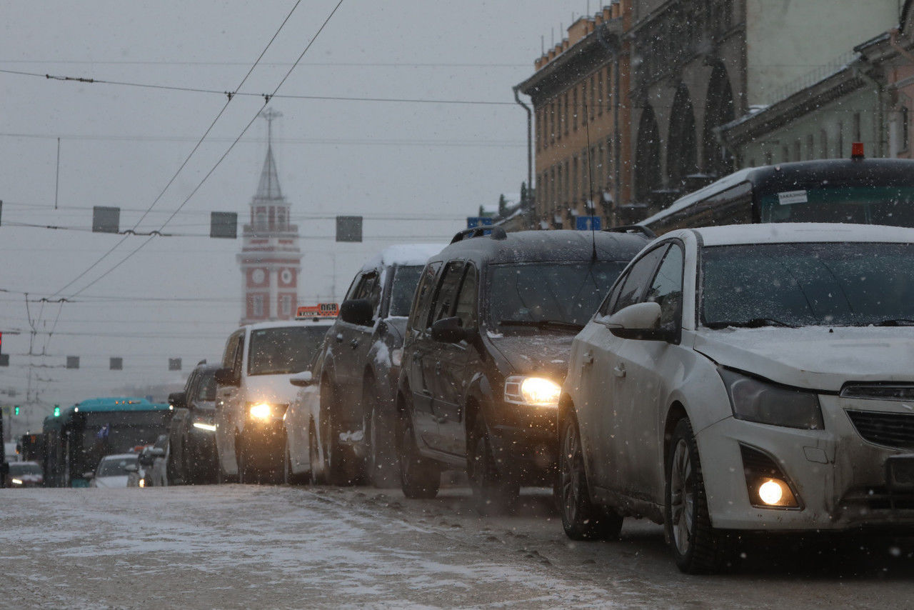 Пробки в Питере. Петербург пробки. Геннадий пятница Санкт Петербург.