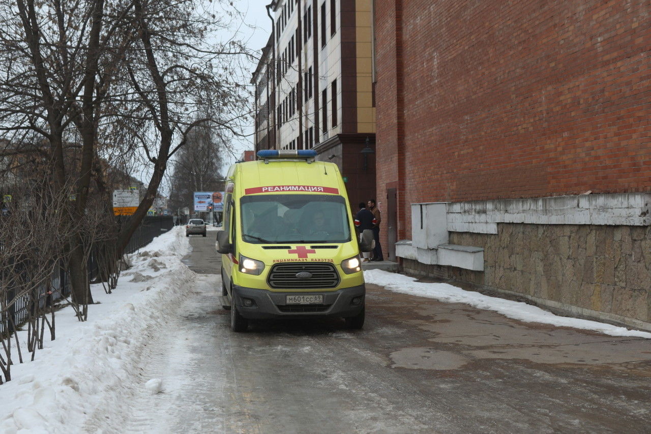 Певица Наталья Штурм получила травму головы после ДТП во дворе дома в Москве