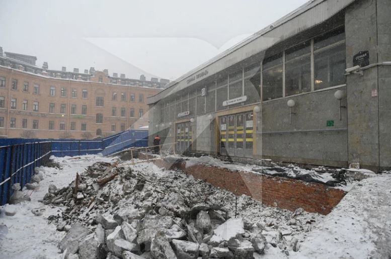 Сенная площадь санкт петербург метро закрыто