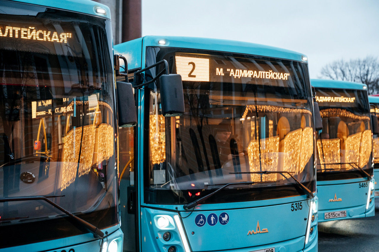 Петербург безвозмездно передал Пскову 10 пассажирских автобусов |  14.02.2024 | Санкт-Петербург - БезФормата