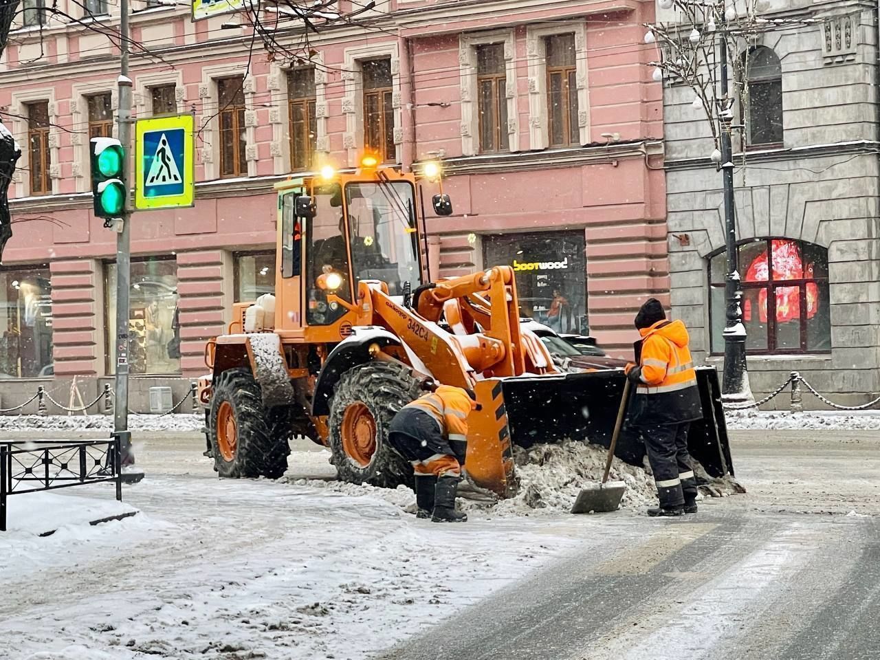 Росатом» помогает с оптимизацией уборки дворов в центре Петербурга