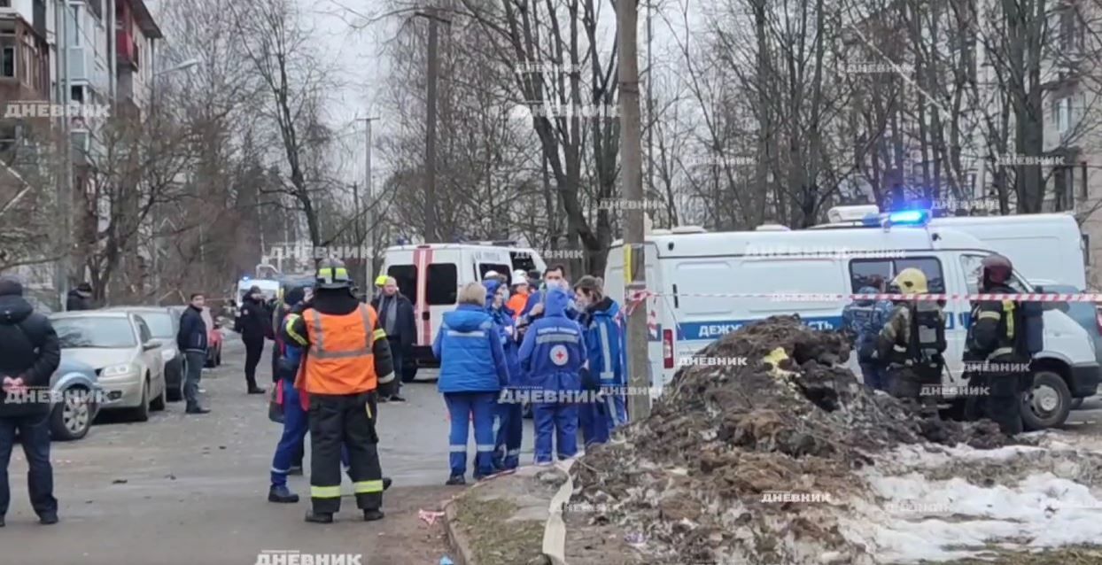 Петербургский дневник» публикует видео с Пискаревского проспекта, где упал  беспилотник