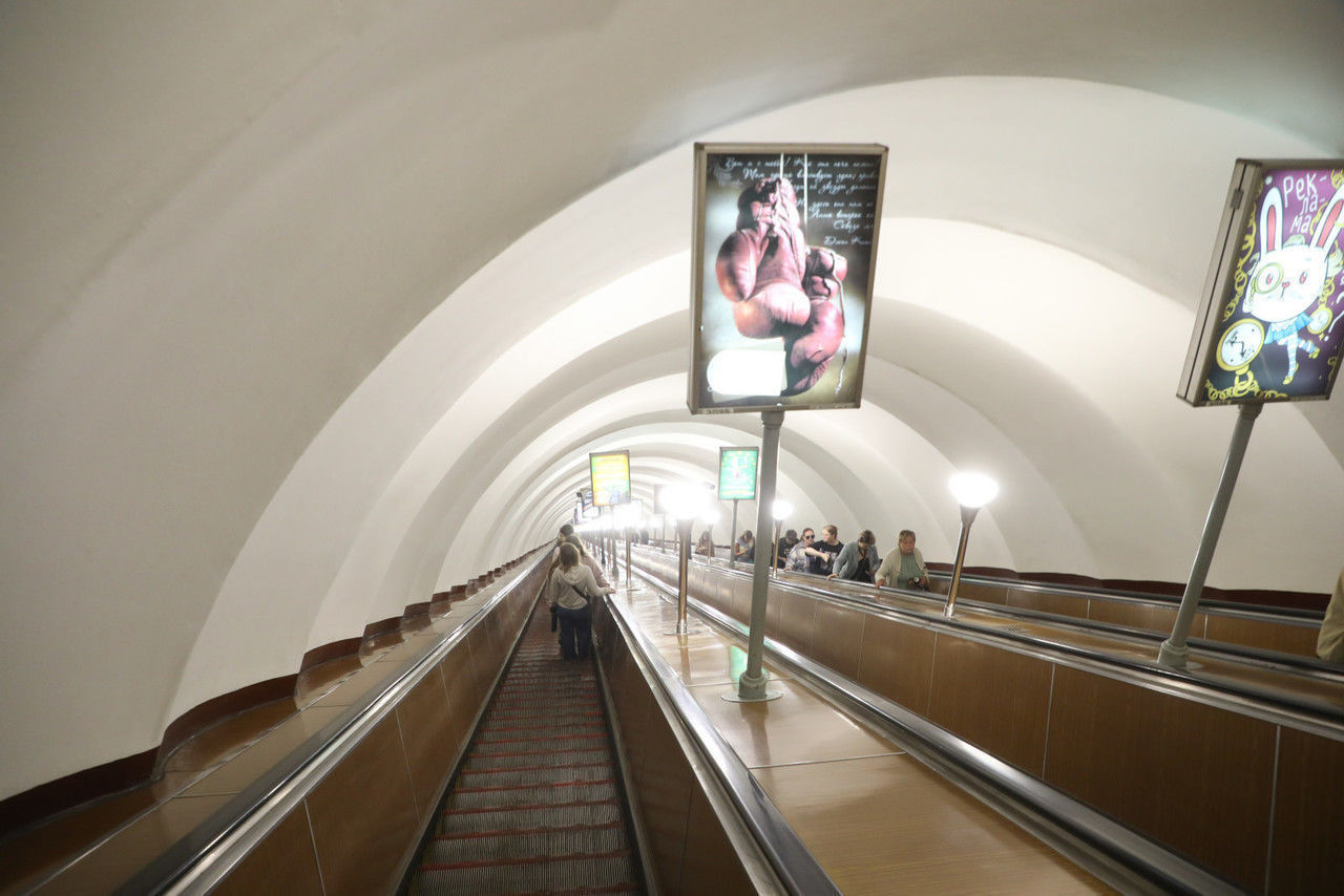 Утром в Петербурге на вход закрыли станцию метро «Обухово» | 19.03.2024 |  Санкт-Петербург - БезФормата