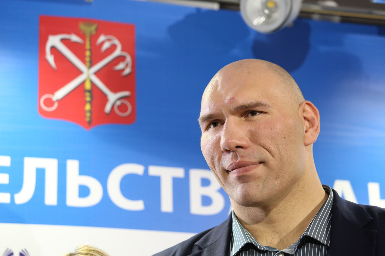 Николай Валуев заявил, что сейчас ехать на Олимпиаду «слишком унизительно»