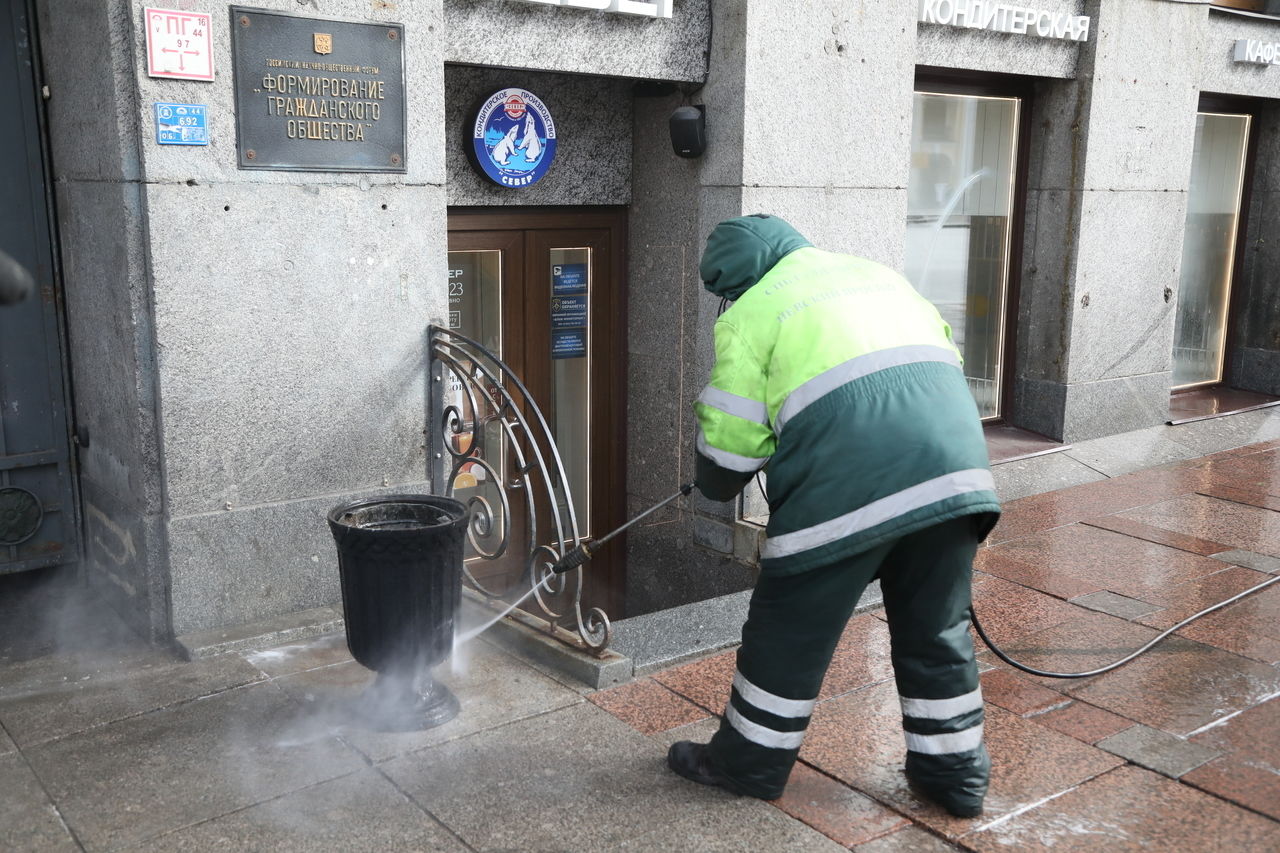 В Центральном районе планируют промыть почти 2,5 тысячи фасадов жилых домов  | 01.04.2024 | Санкт-Петербург - БезФормата