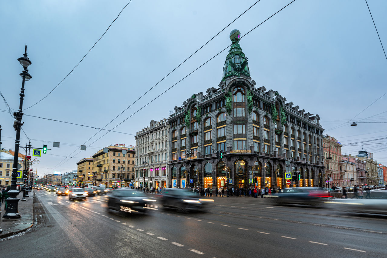 Турпоток в Петербург на выходных и праздниках оказался на 30 процентов выше