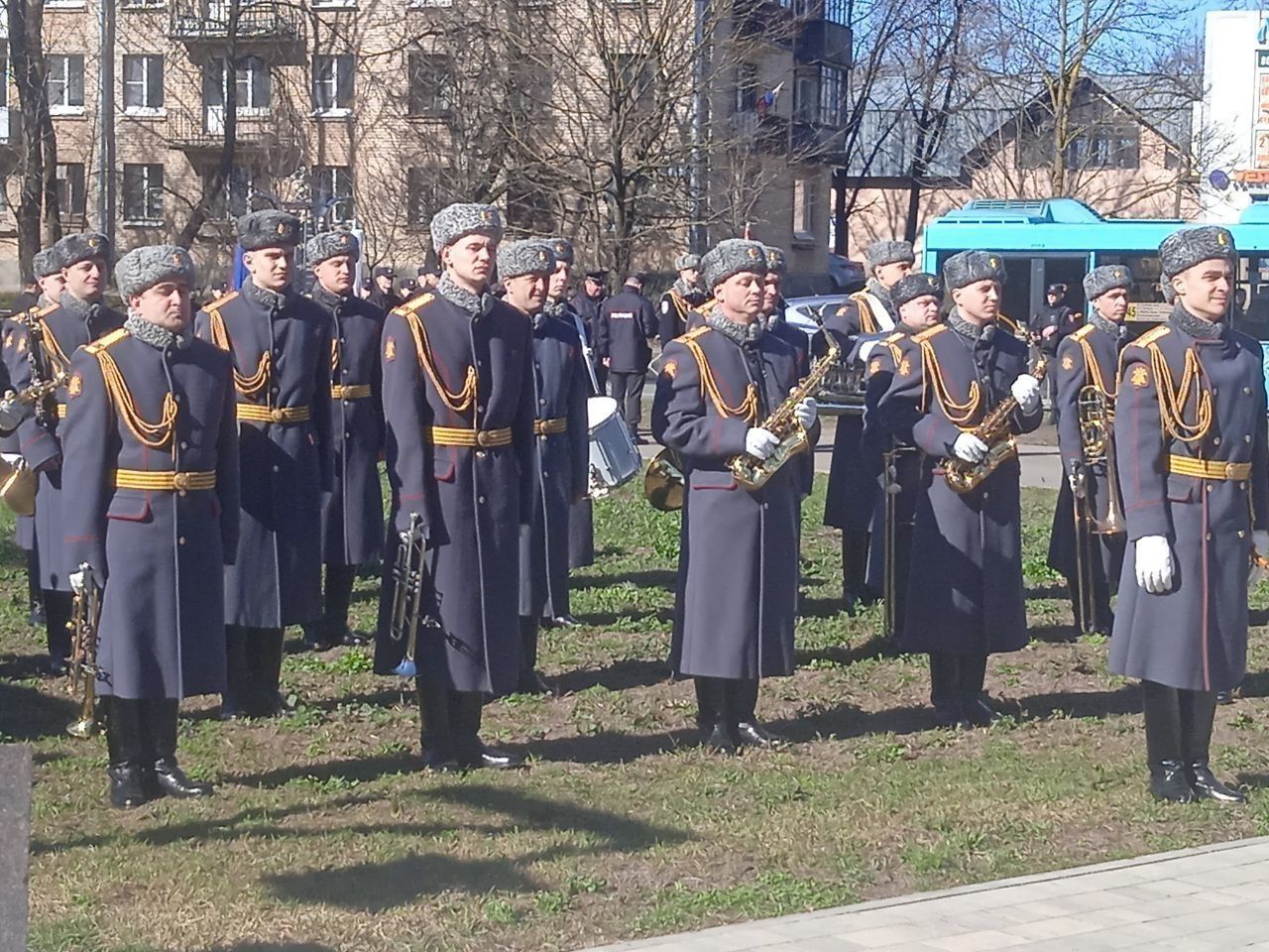 К памятнику узникам фашистских лагерей «Эхо» возложили цветы