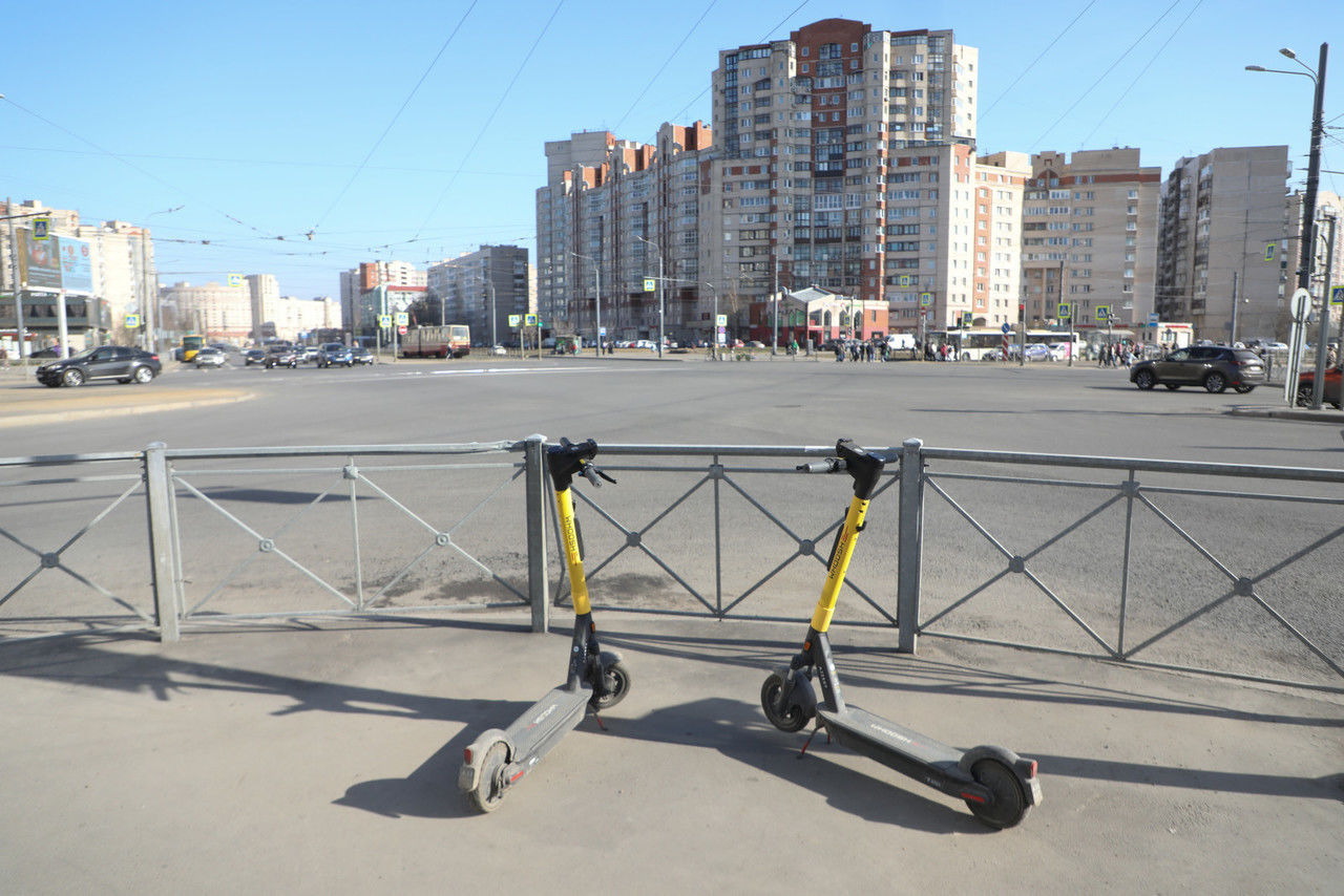 Петербург усиливает контроль за использованием электросамокатов в зоне  платной парковки