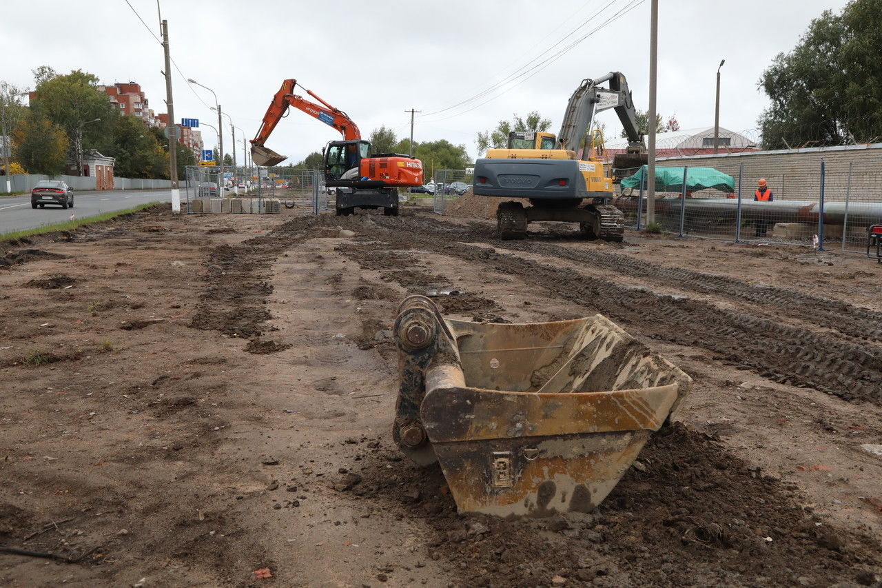 В подшефном Ленинградской области Енакиево запустили новый асфальтовый завод